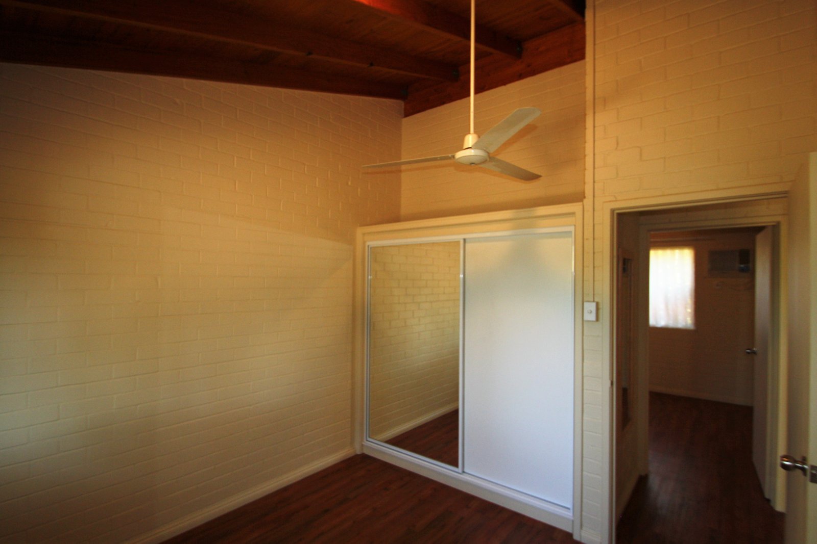 20/1 Charles Road CABLE BEACH 6