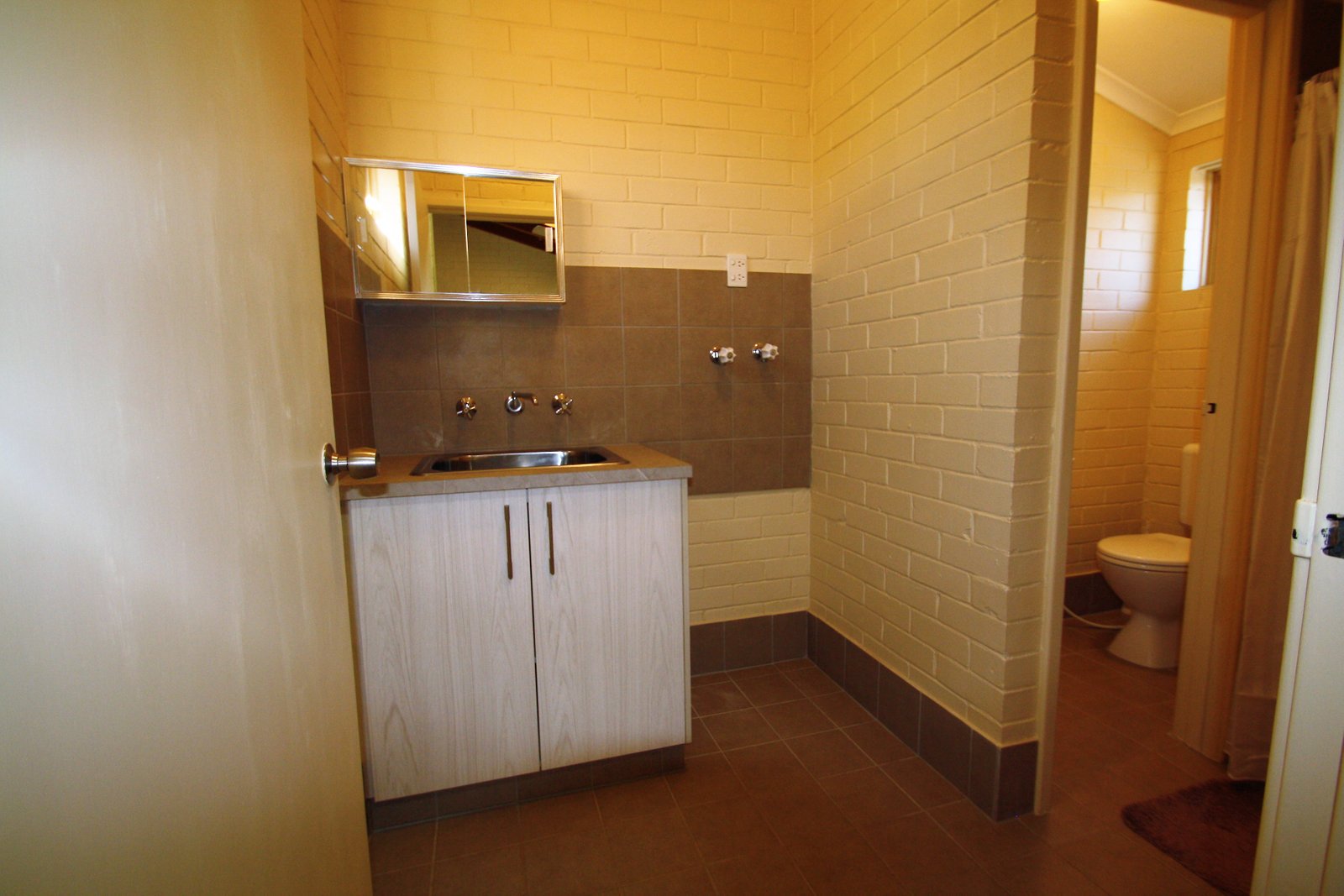 20/1 Charles Road CABLE BEACH 12