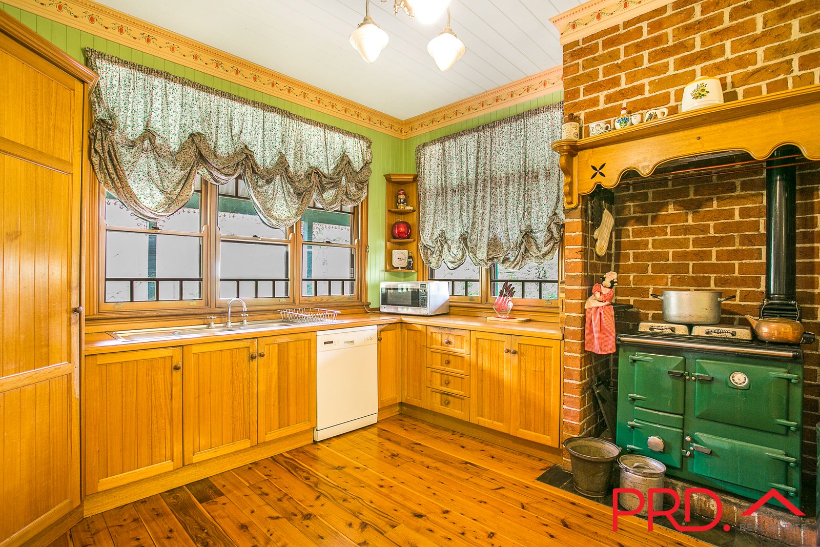 201 Stirling Road TAMWORTH 6