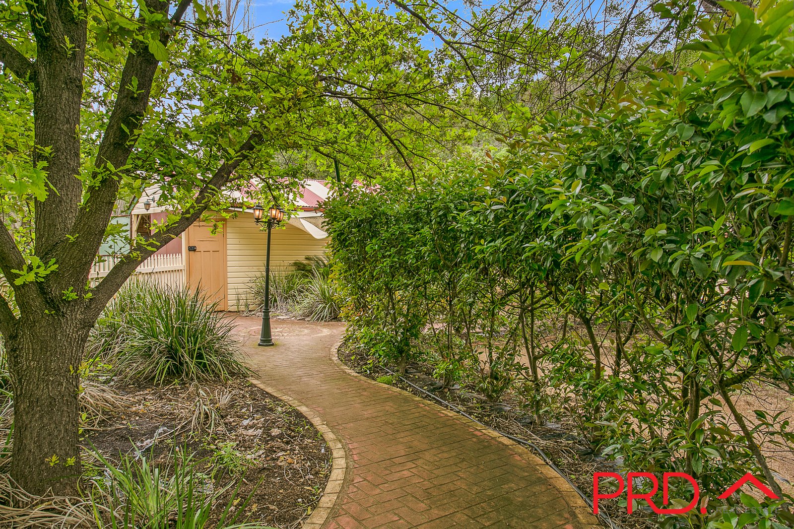 201 Stirling Road TAMWORTH 14