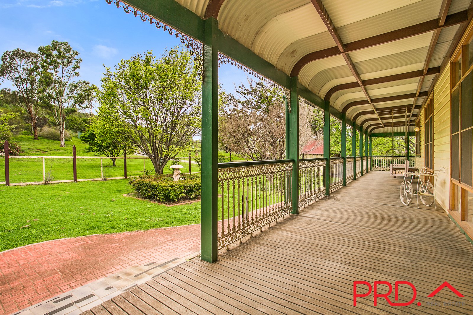 201 Stirling Road TAMWORTH 16