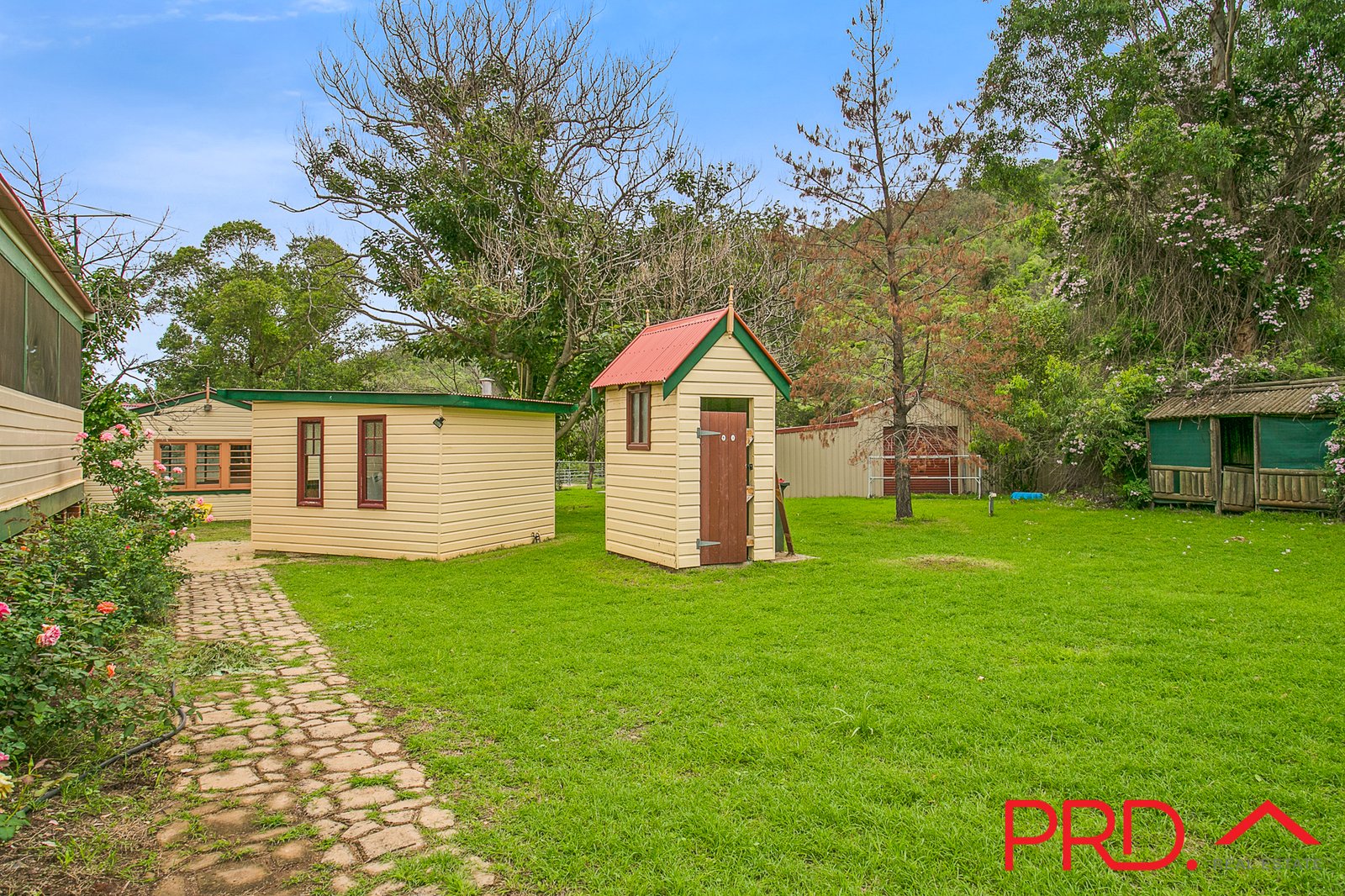 201 Stirling Road TAMWORTH 27