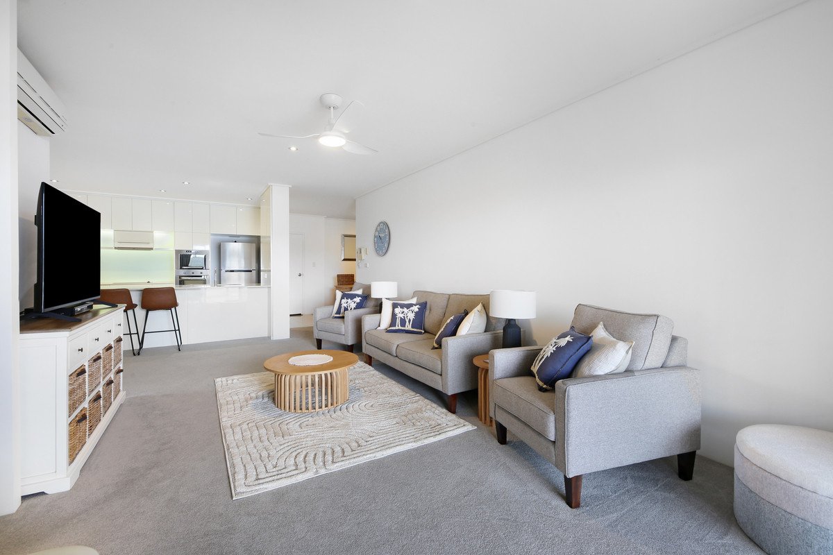 201/1 Toombul Avenue MIAMI 3