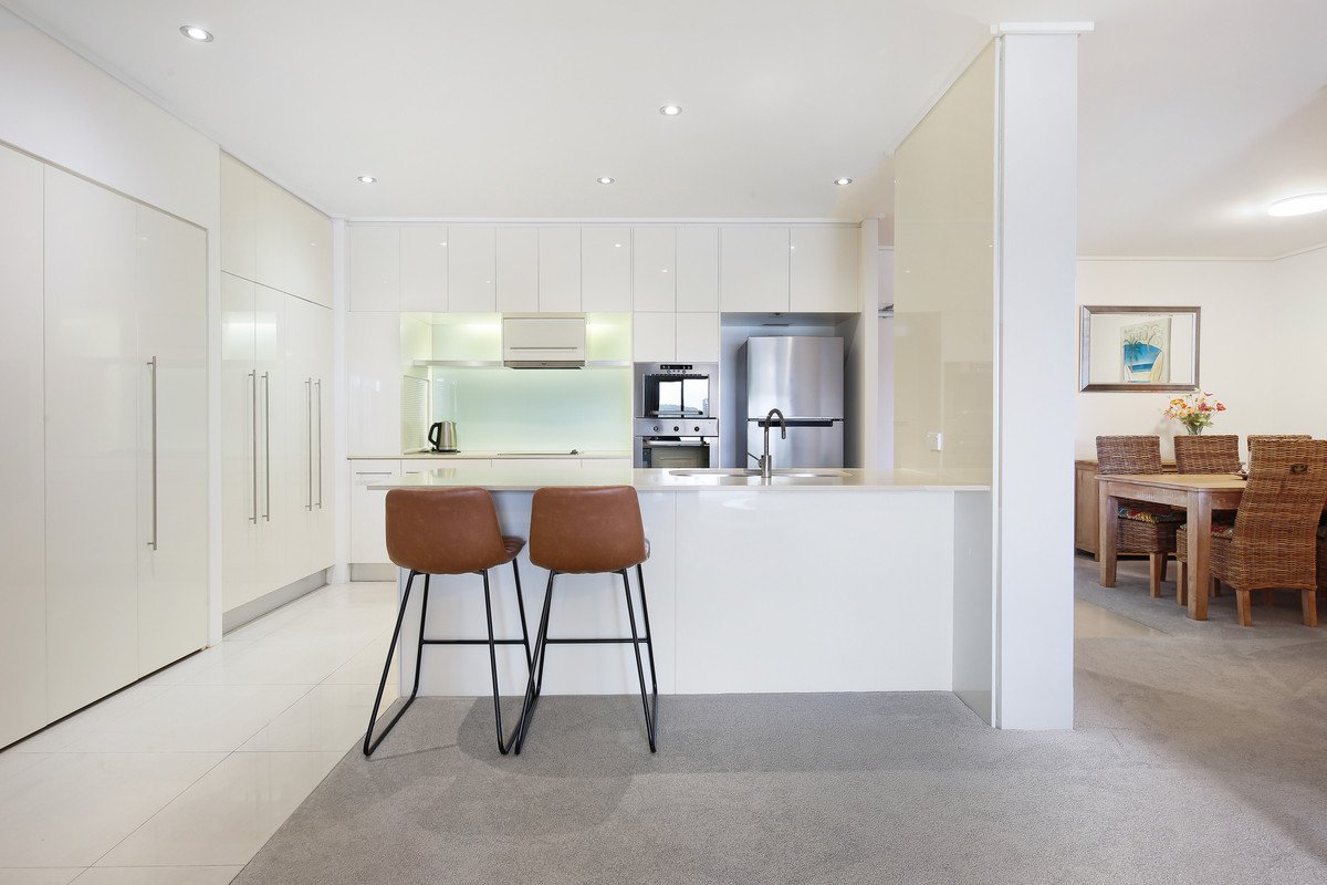 201/1 Toombul Avenue MIAMI 4