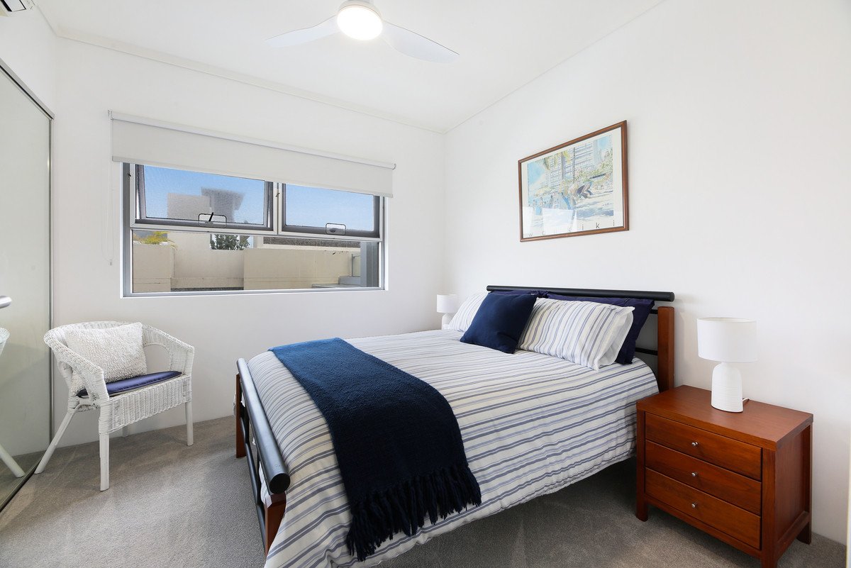 201/1 Toombul Avenue MIAMI 10