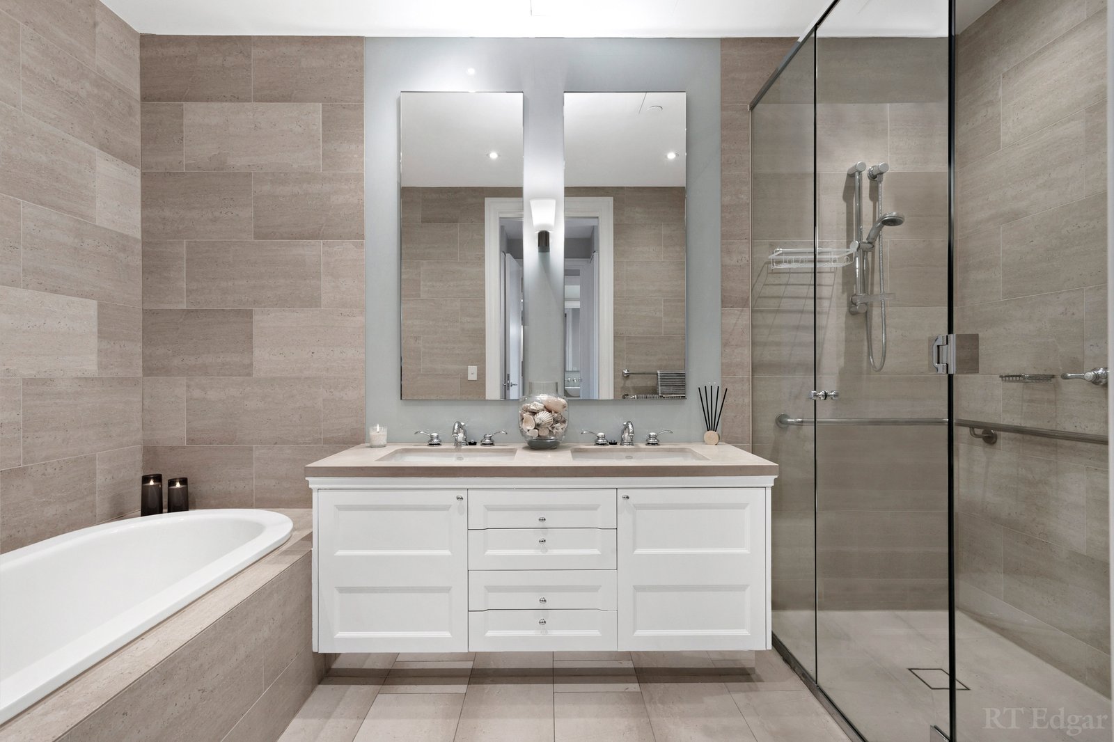 Real Estate and Property in 201/1 Wallace Avenue, Toorak, VIC