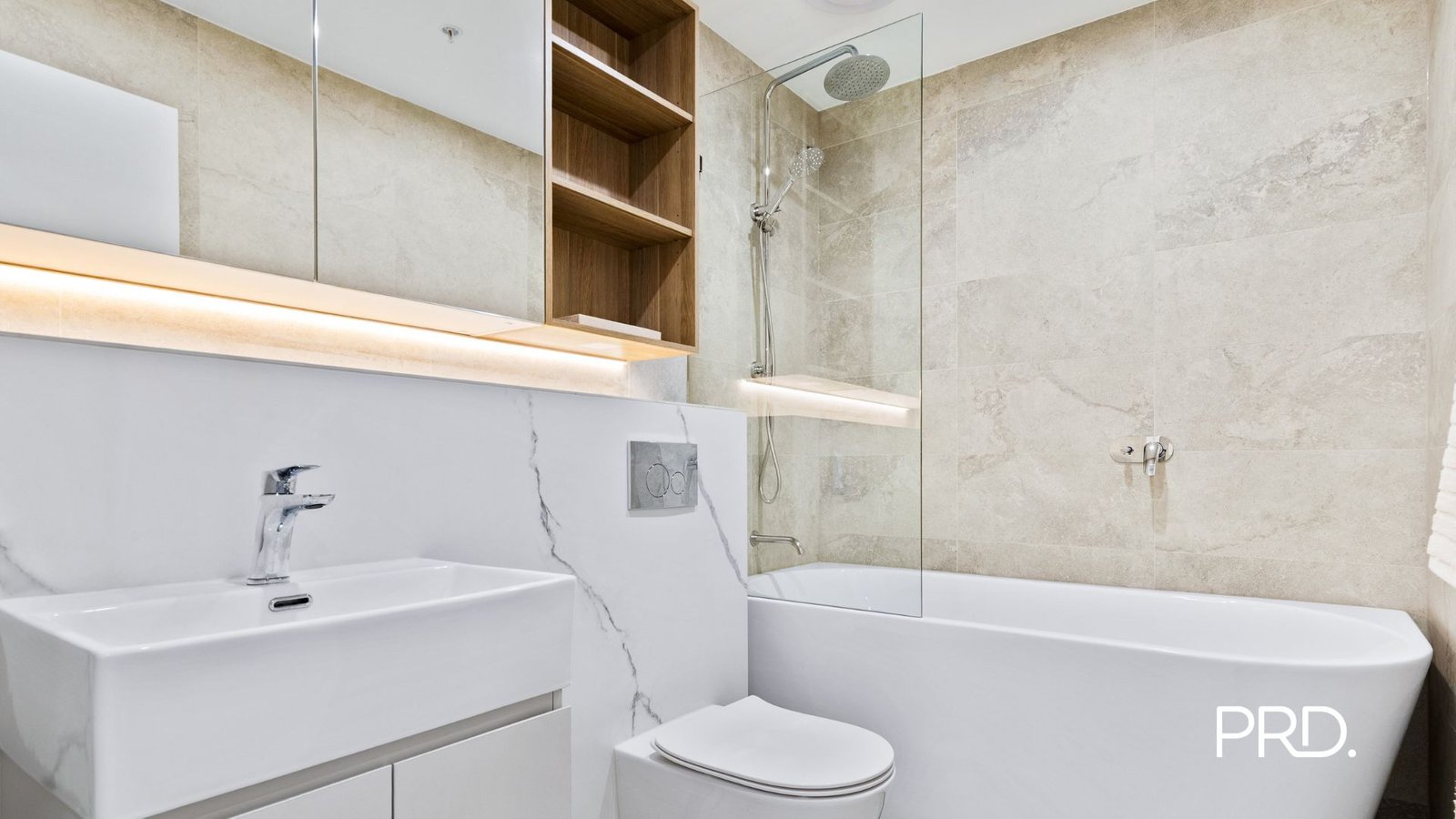 201/10A Premiership Cl  Penrith 5