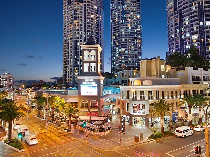 2011/23 Ferny Avenue SURFERS PARADISE 2