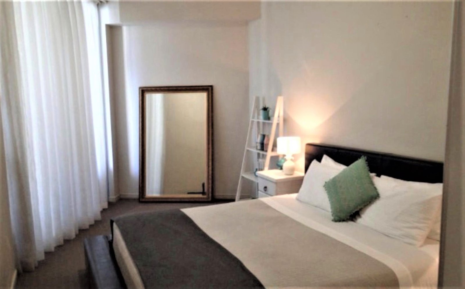 2011/23 Ferny Avenue SURFERS PARADISE 8