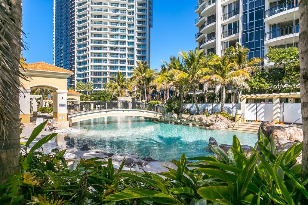 2011/23 Ferny Avenue SURFERS PARADISE 13