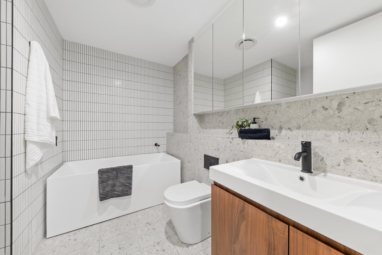 201/1445 Botany Road BOTANY 12
