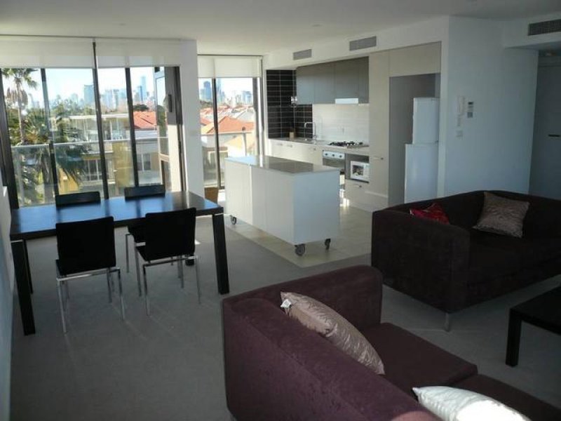 Gallery: 201/159 Beach Street