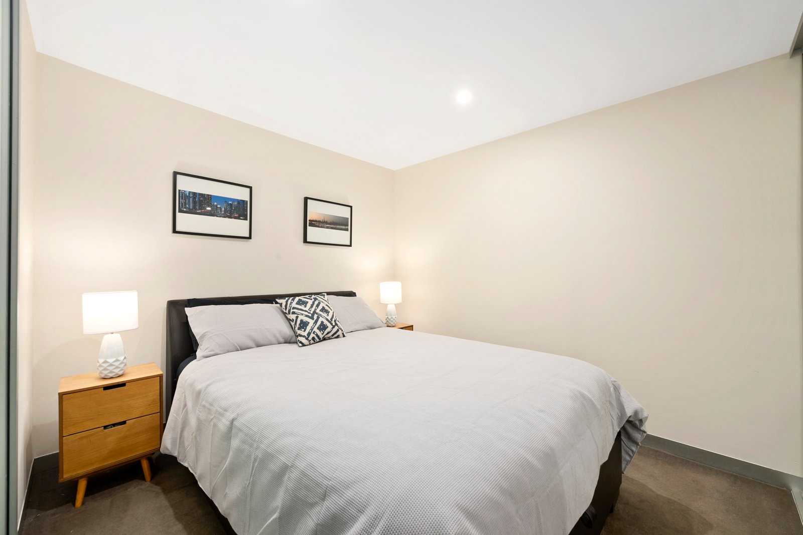 Gallery: 201/19 Pickles Street