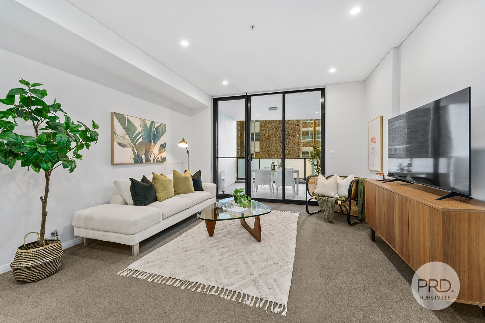 201/1C Greenbank Street HURSTVILLE 2