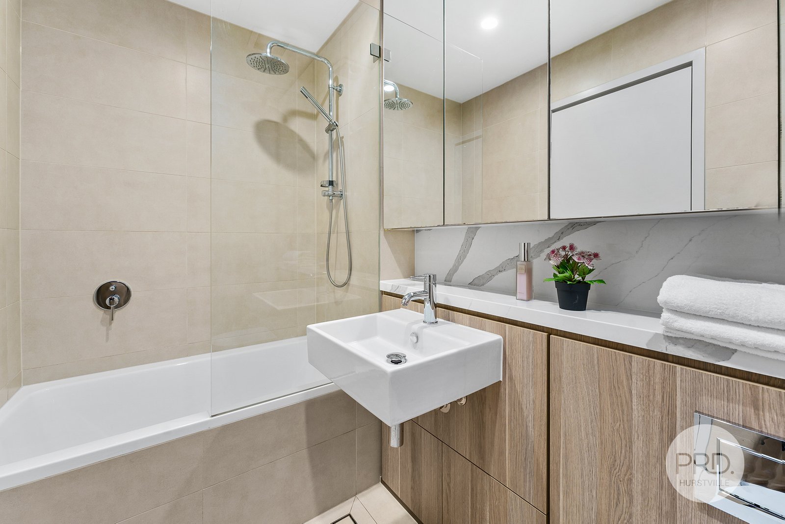 201/1C Greenbank Street HURSTVILLE 7