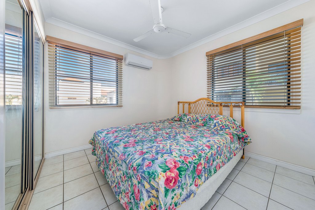 20/12-14 Golden Orchid Drive AIRLIE BEACH 10