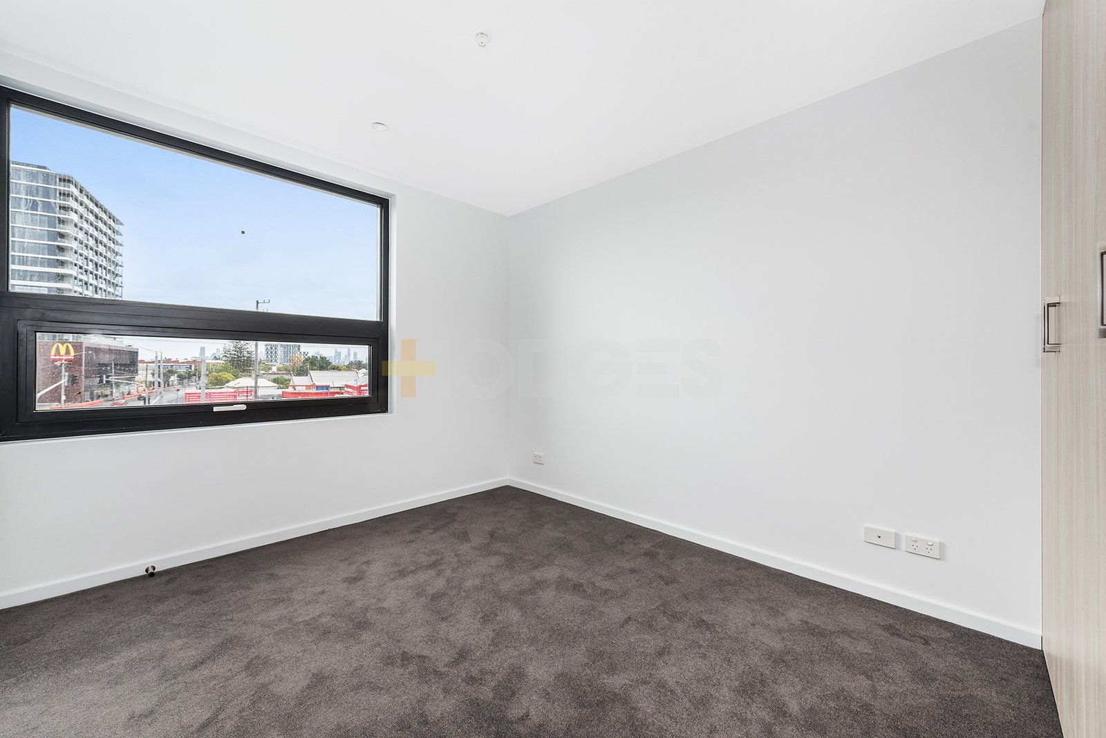 Gallery: 201/205-207 Ballarat Road