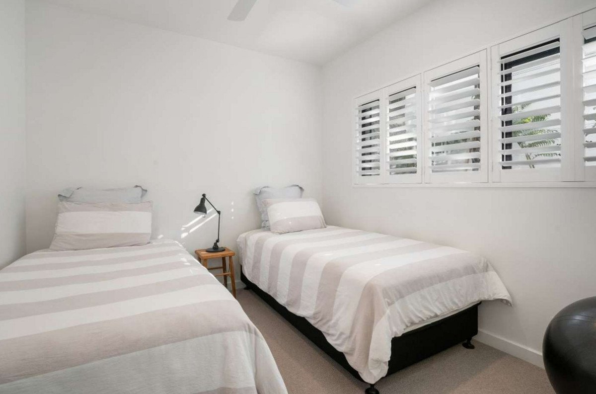 201/24 East Street Burleigh Heads 11