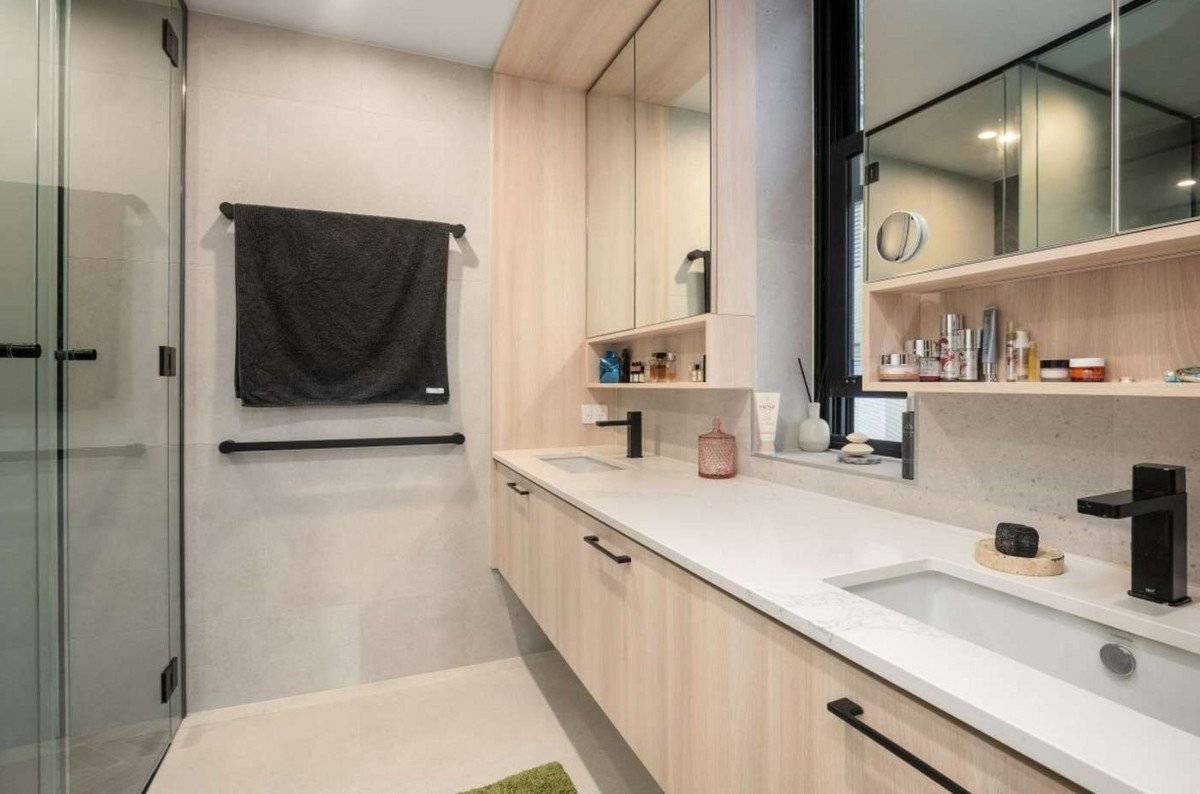 201/24 East Street Burleigh Heads 9