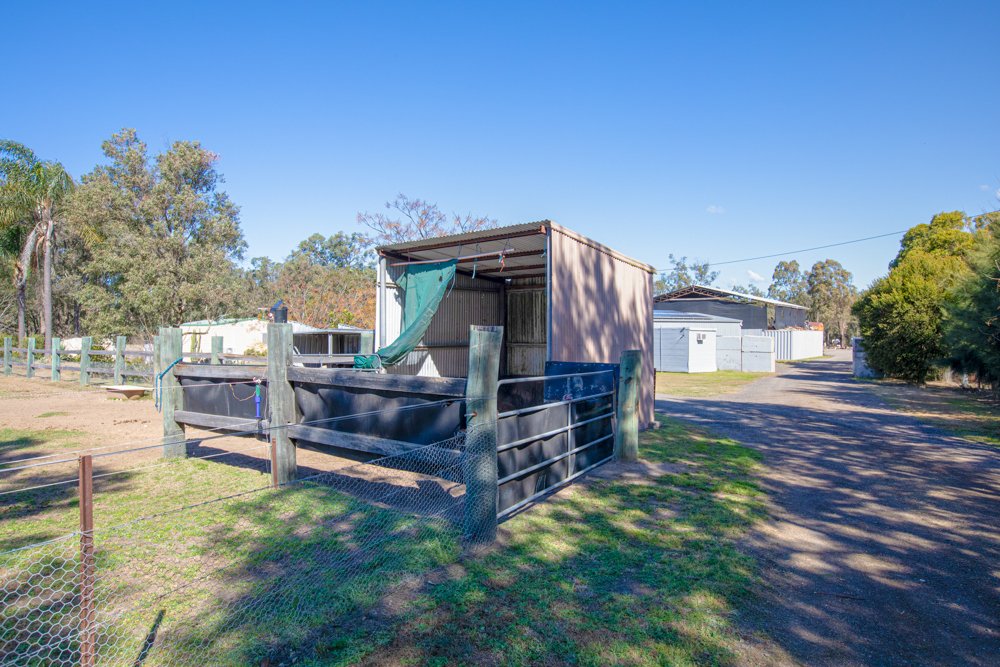 2013 New England Highway GRETA 33