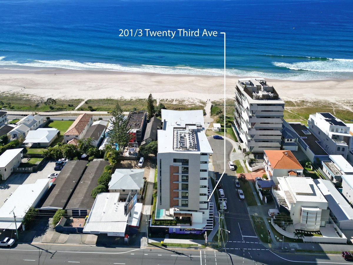 201/3 Twenty Third Avenue Palm Beach 17