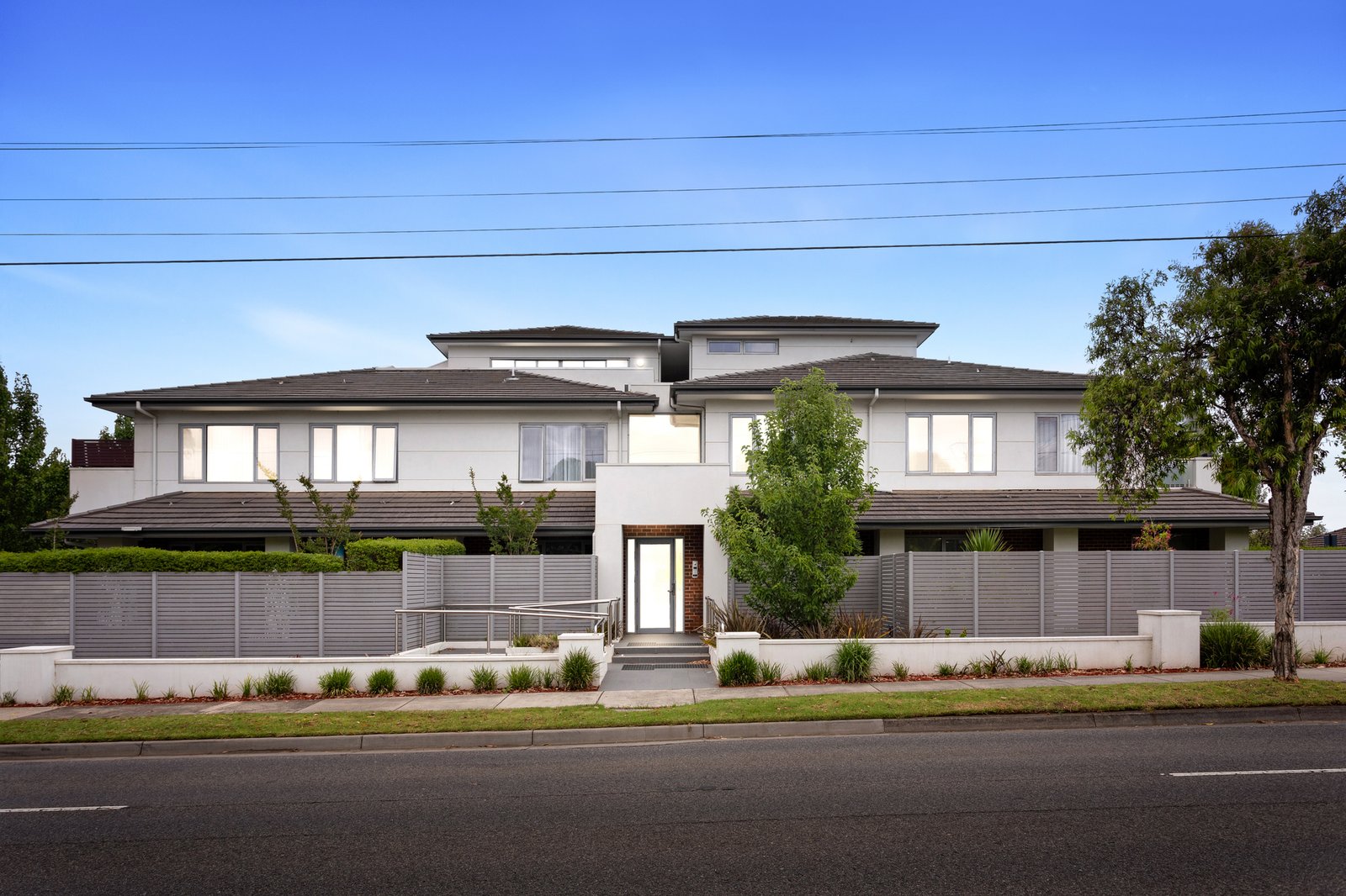 Gallery: 201/303-305 Huntingdale Road