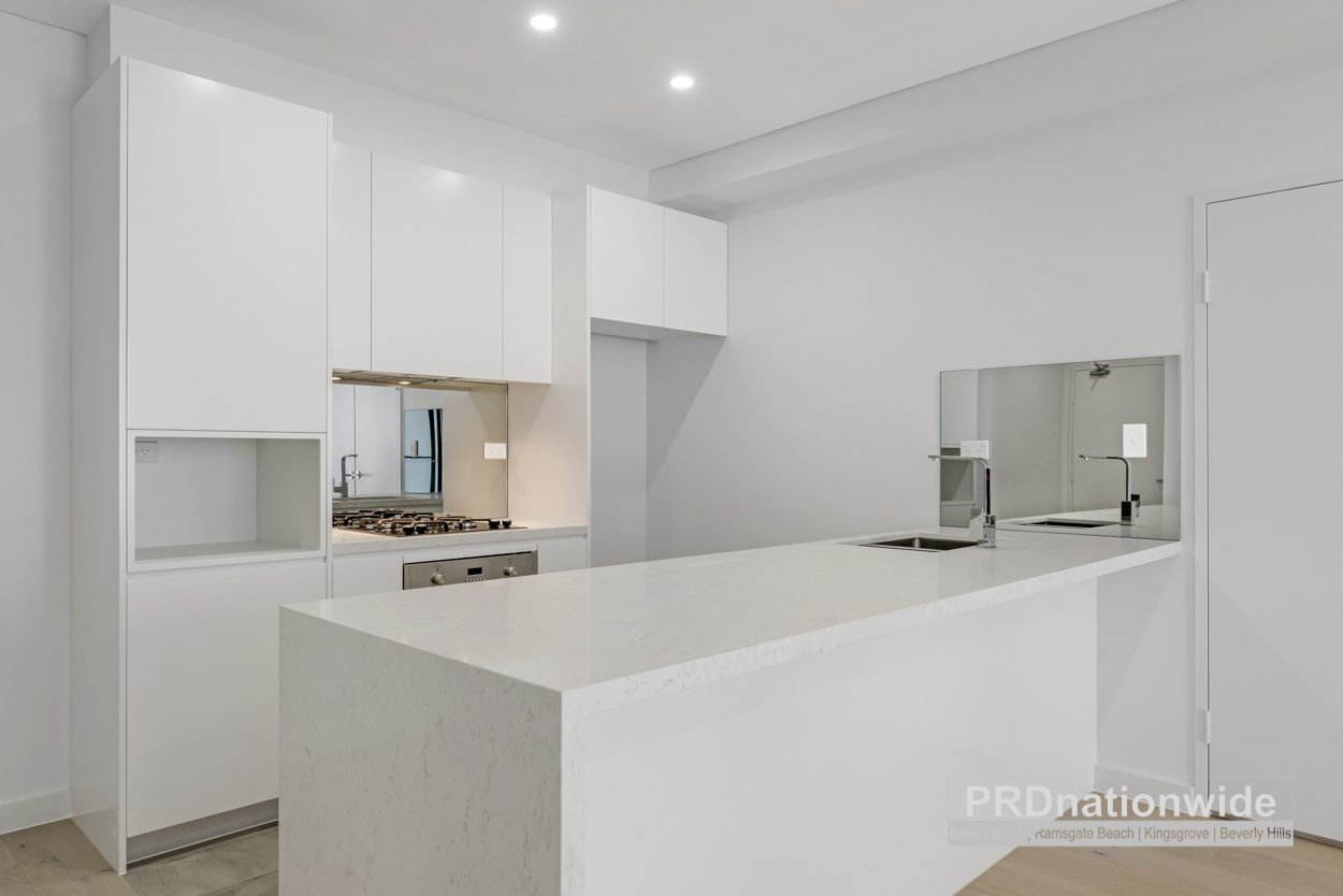 201/315 Taren Point Road CARINGBAH 2