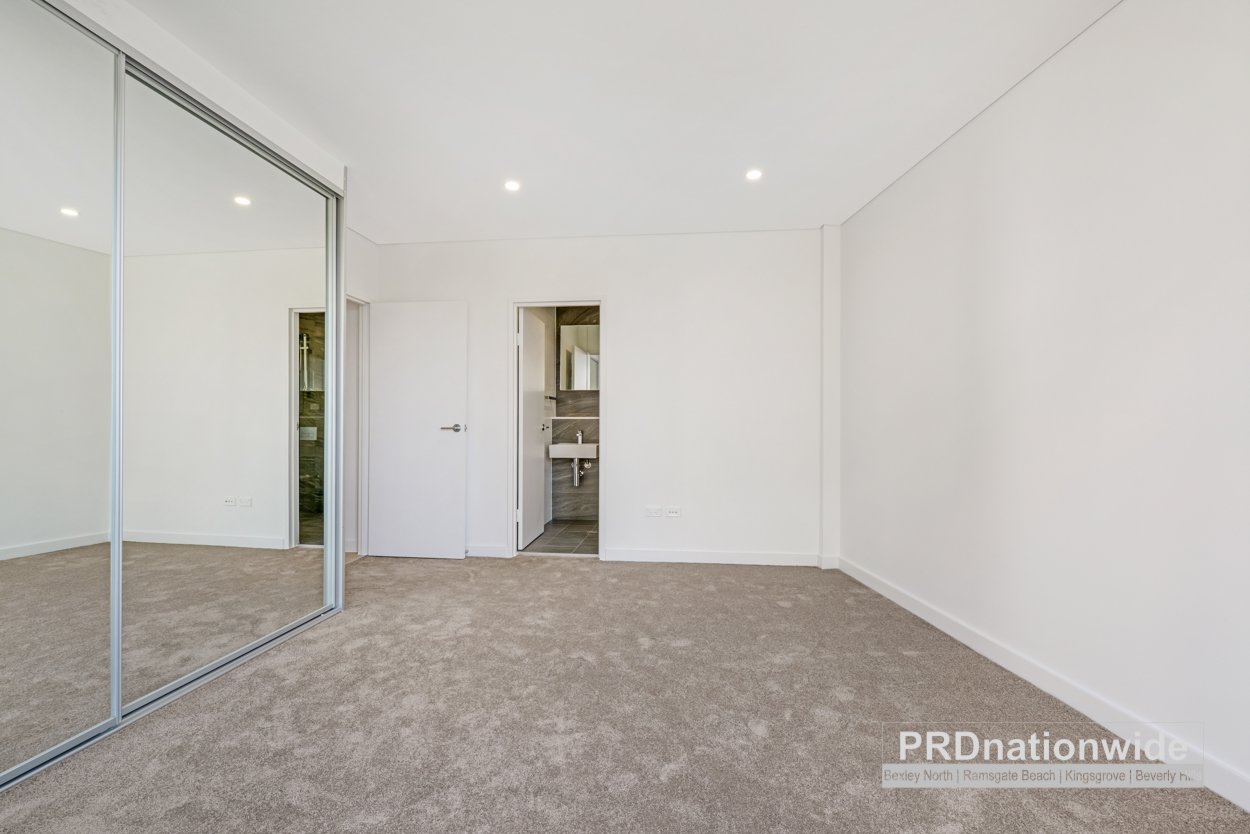 201/315 Taren Point Road CARINGBAH 4