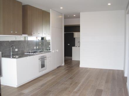Gallery: 201/33 Crisp Street