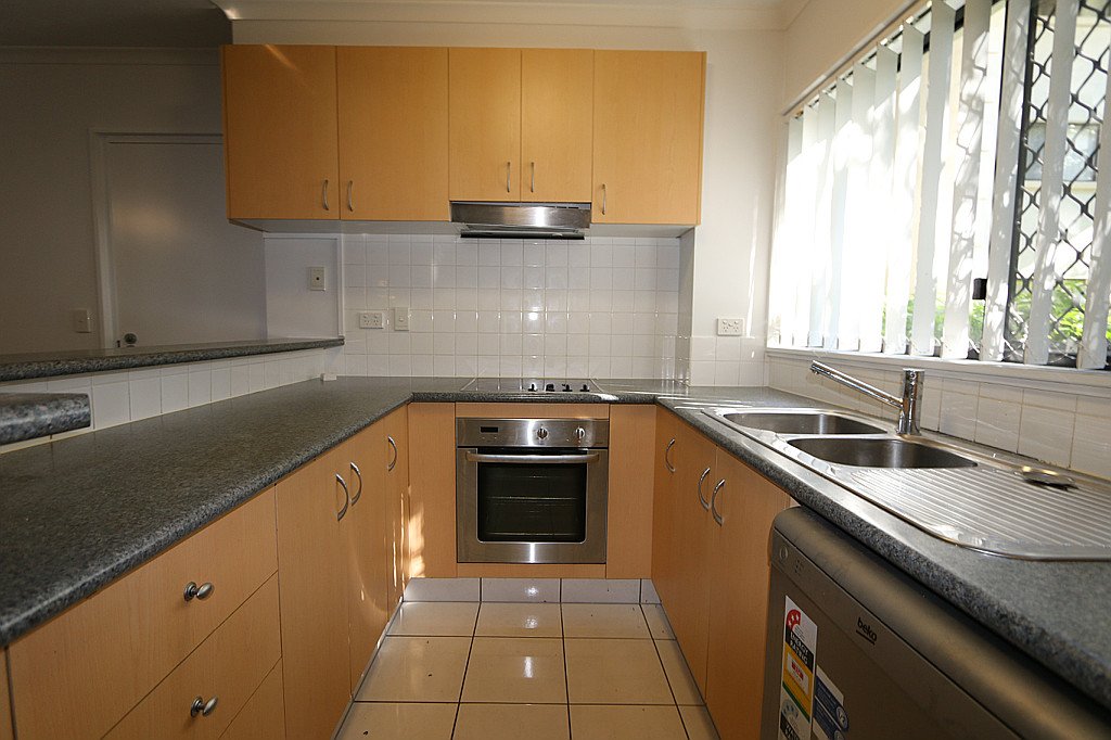 20/138 High Street SOUTHPORT 2