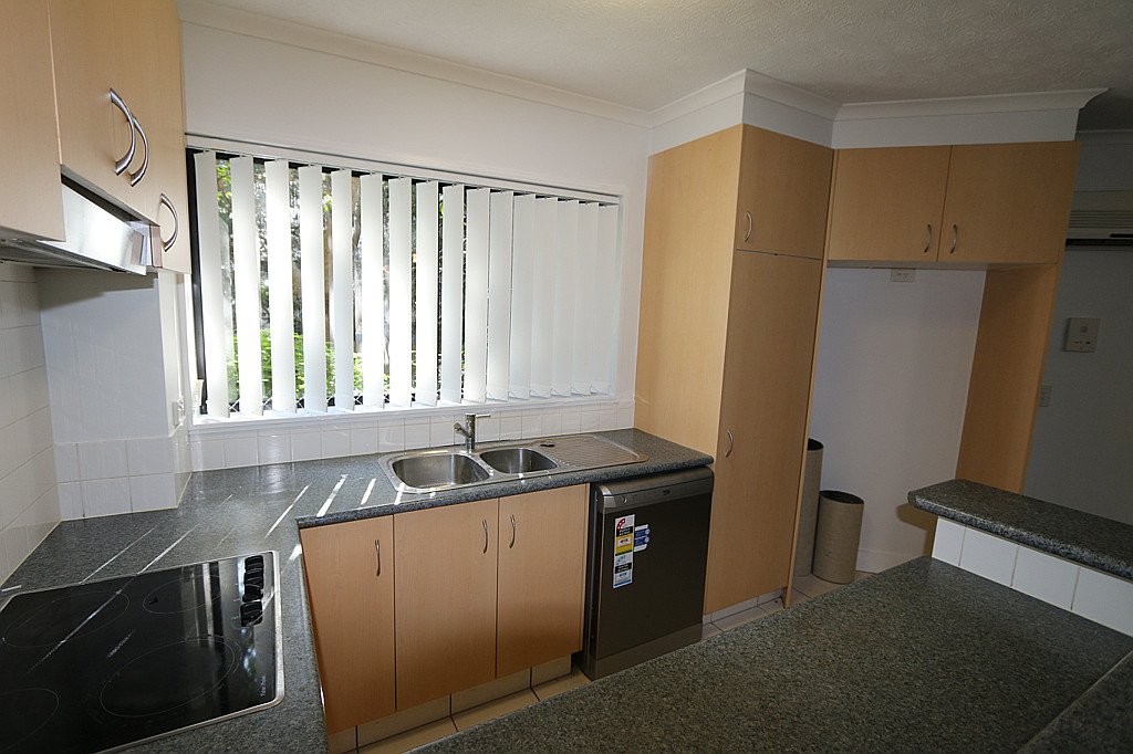 20/138 High Street SOUTHPORT 4