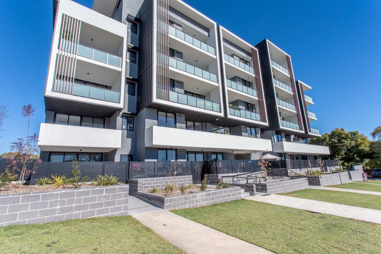 20/144-148 High Street,  PENRITH 2