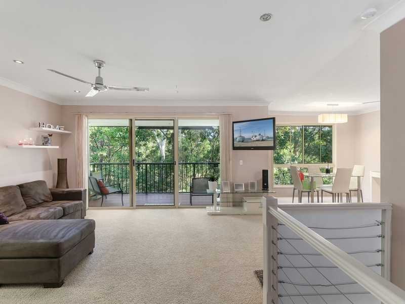 20/15 Simpsons Road ELANORA 8