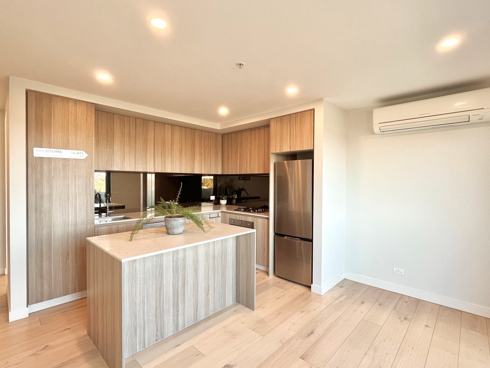 Gallery: 201/5 Winton Road