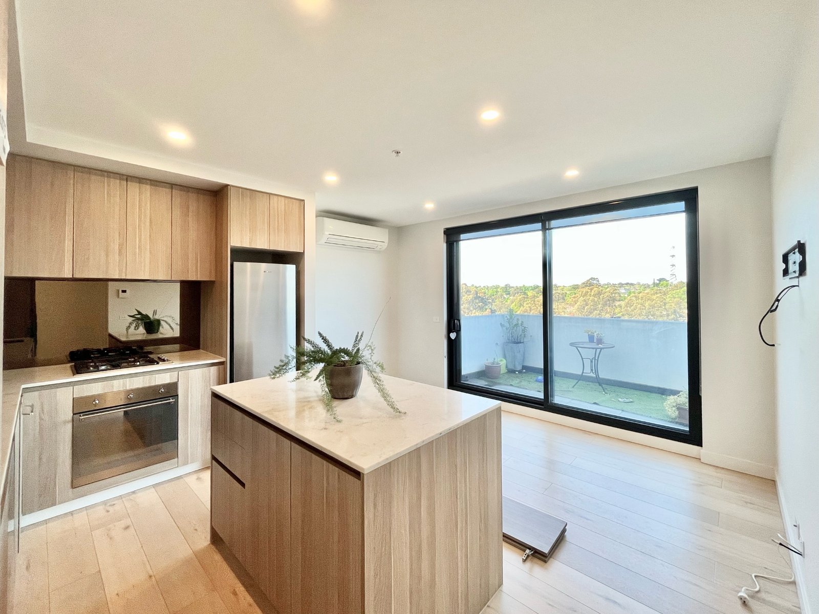 Gallery: 201/5 Winton Road