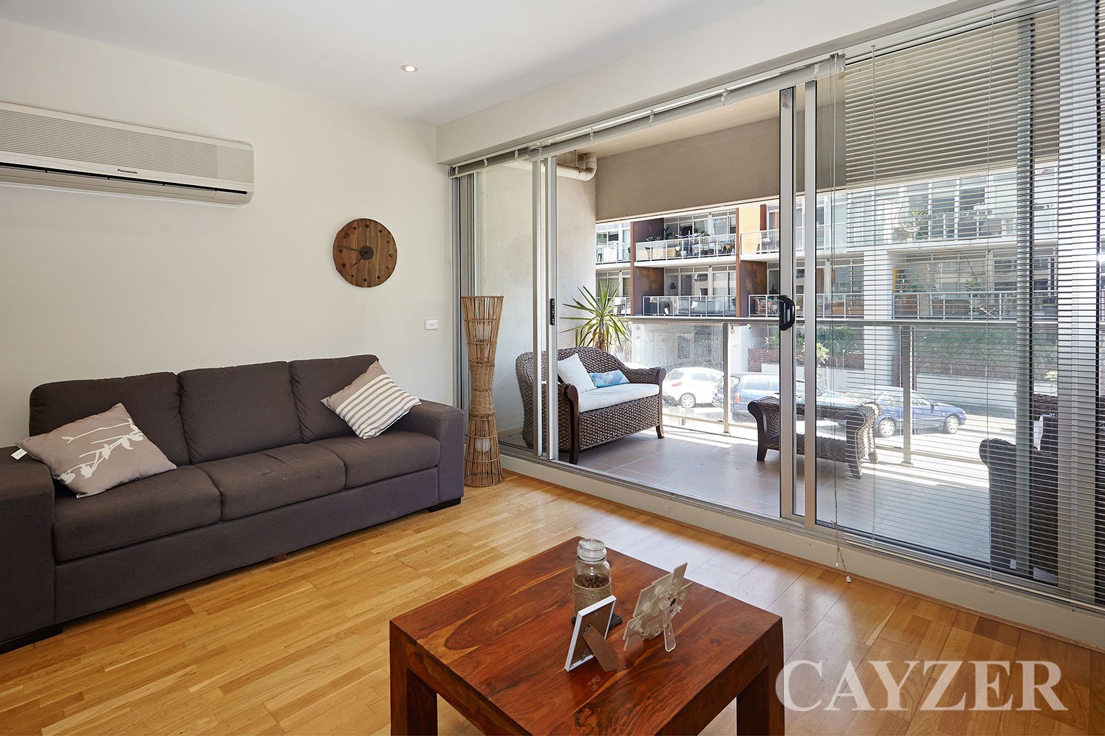 Gallery: 201/54 Nott Street