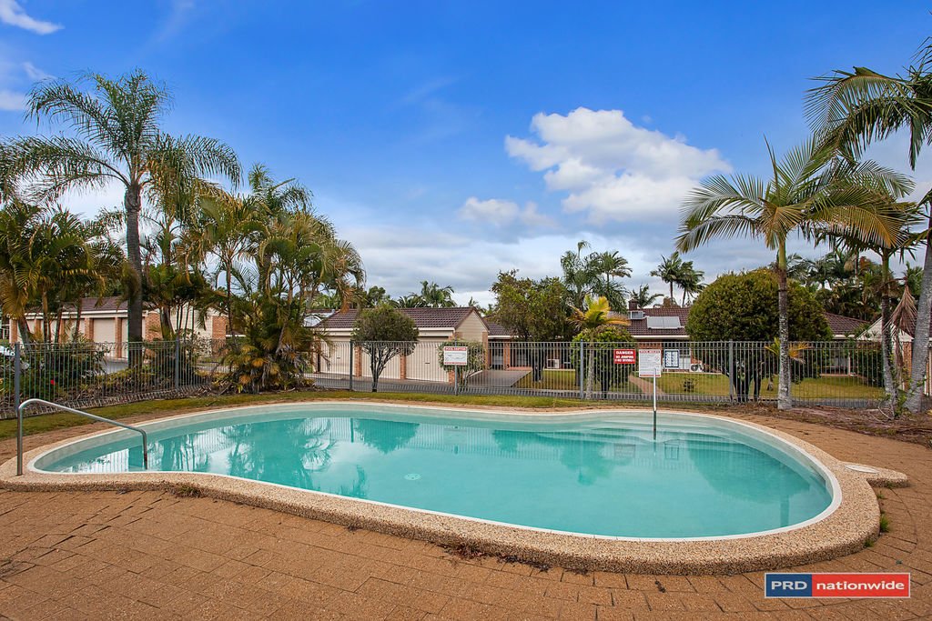 20/160 Bardon Ave  MIAMI 12