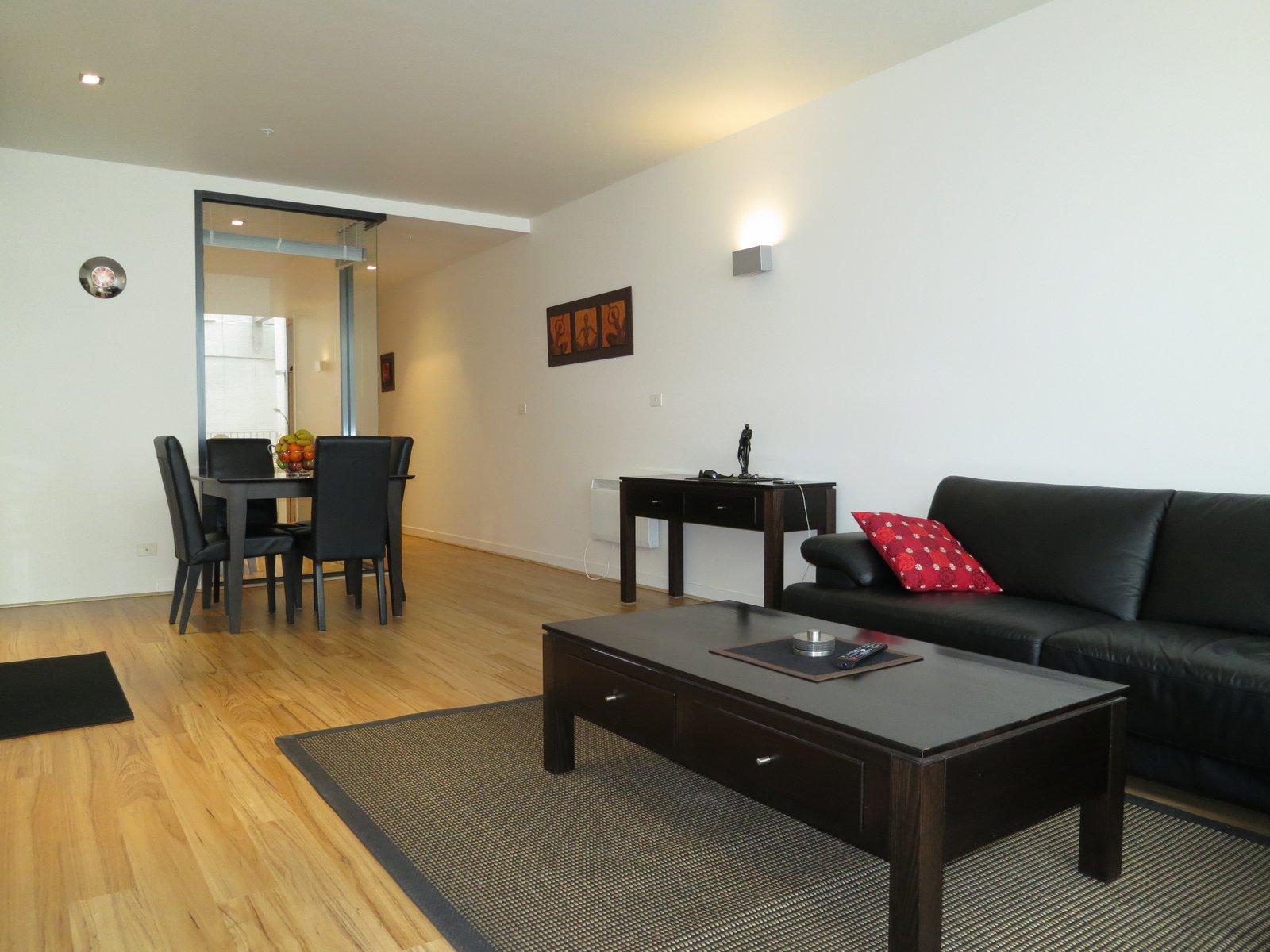 Gallery: 201/63 Acland Street