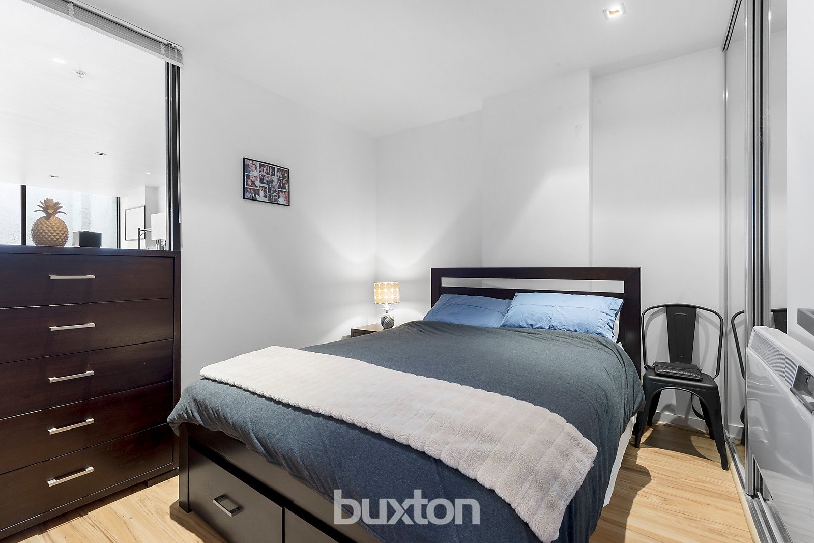 Gallery: 201/63 Acland Street