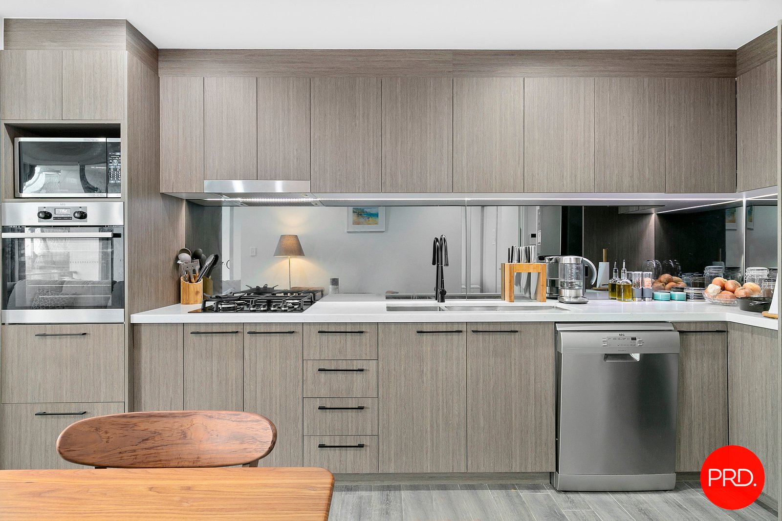 201/843 New Canterbury Road DULWICH HILL 6