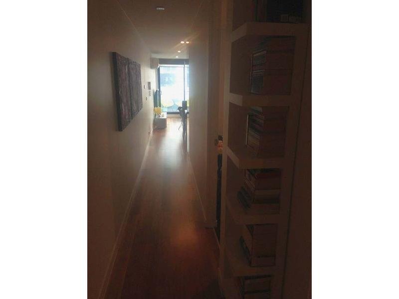 Gallery: 201/88 Dow Street