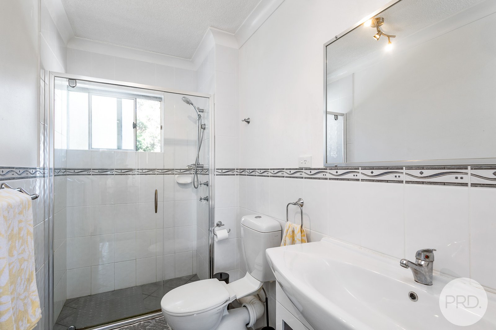20/19 Shoal Bay Road SHOAL BAY 12