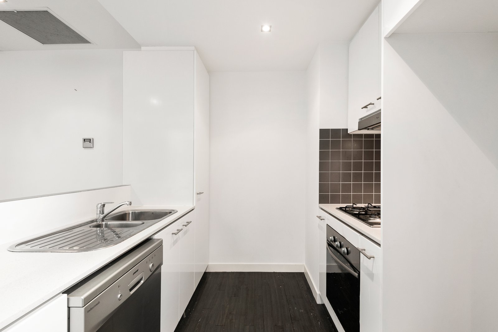 Gallery: 201/91 Dow Street