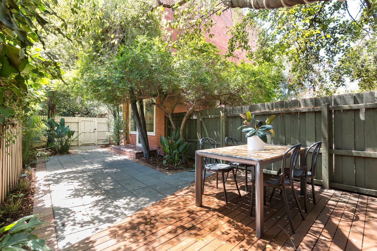 20/197 Brighton Road, Elwood