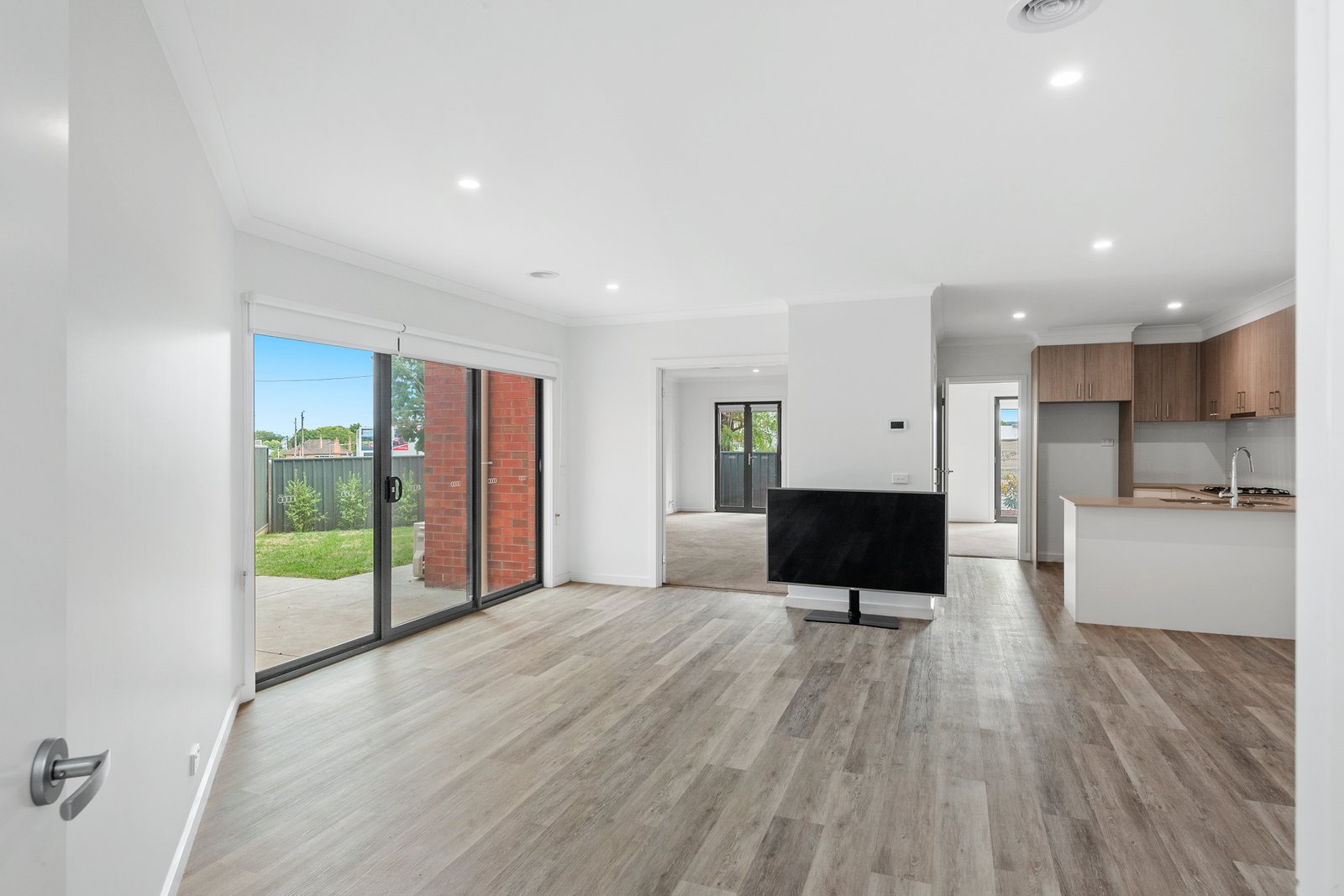 Gallery: 201B Burnbank Street