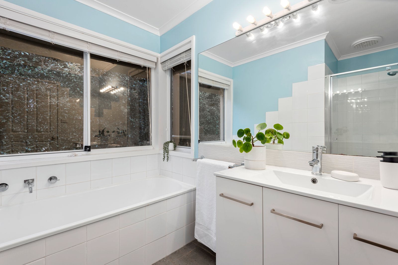 Real Estate and Property in 202-210 Rhinds Road, Wallington, VIC