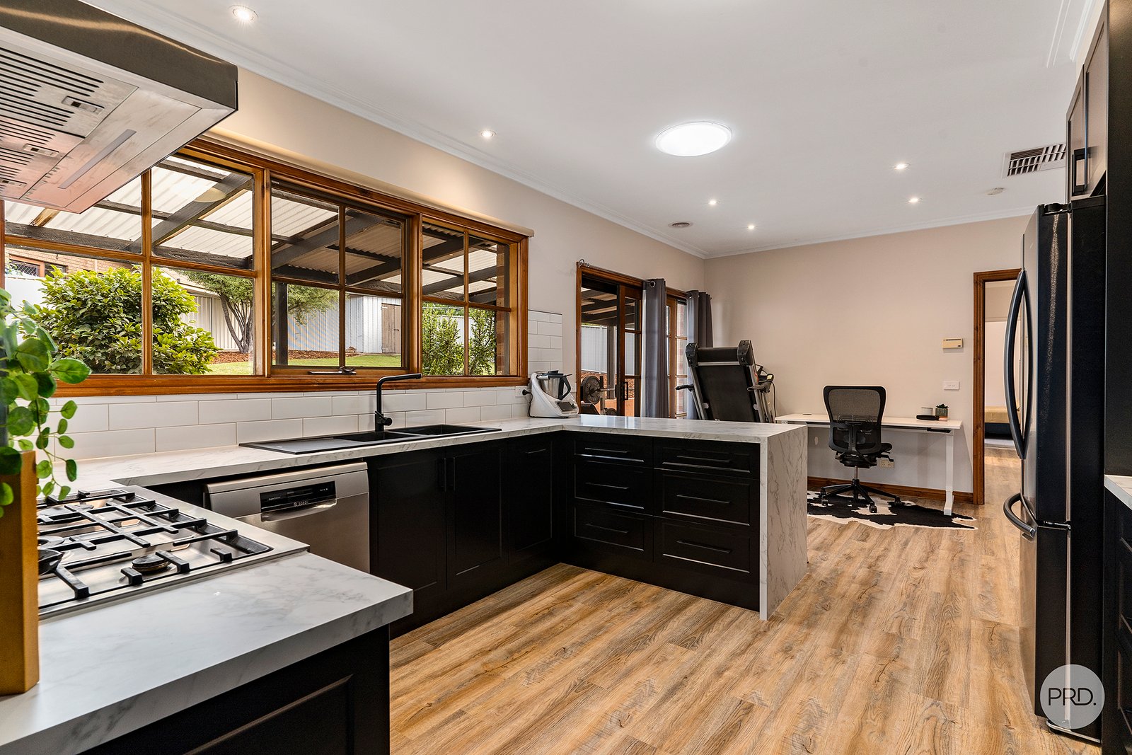 202 Aspinall Street KANGAROO FLAT 6