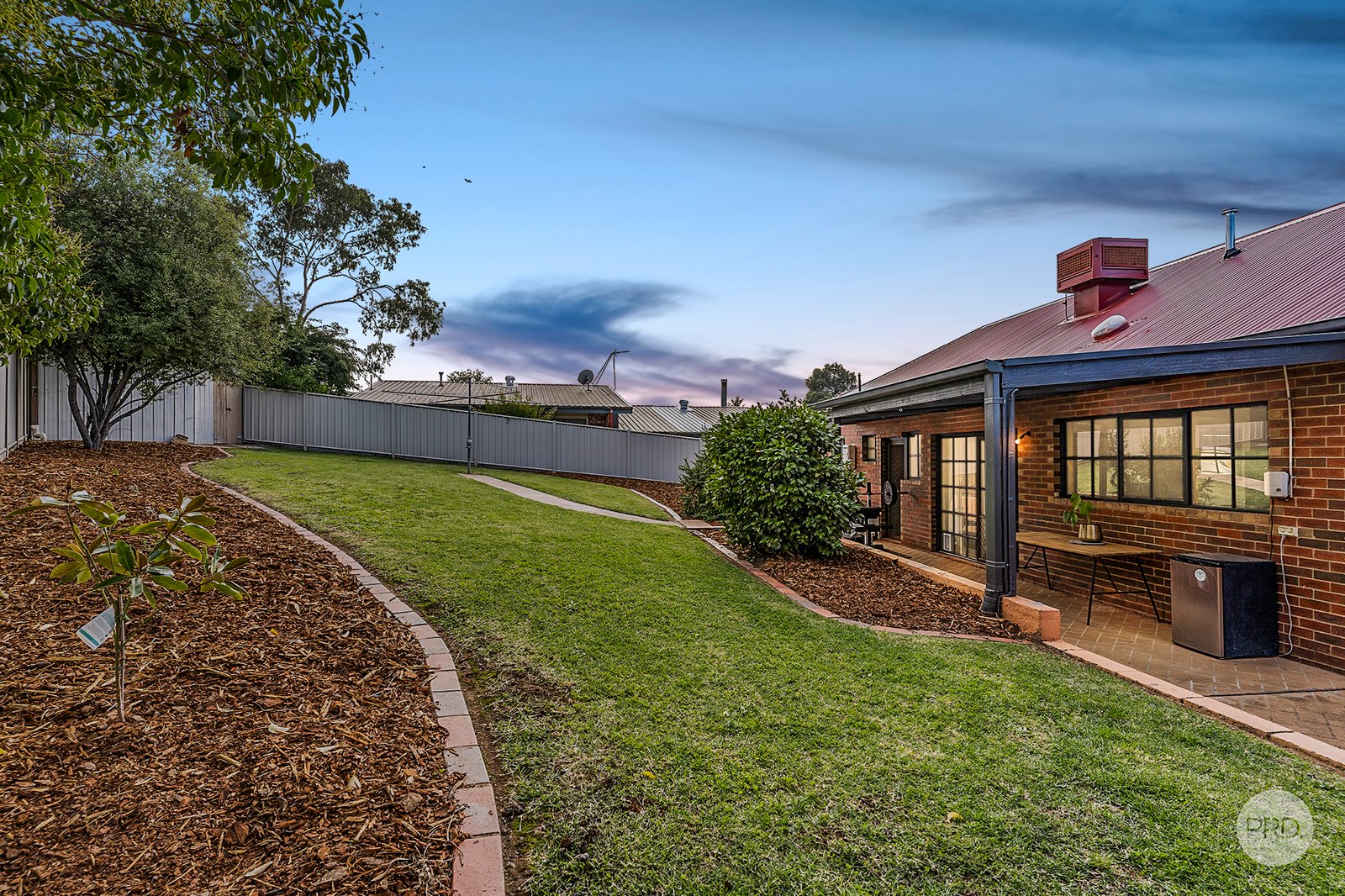 202 Aspinall Street KANGAROO FLAT 14