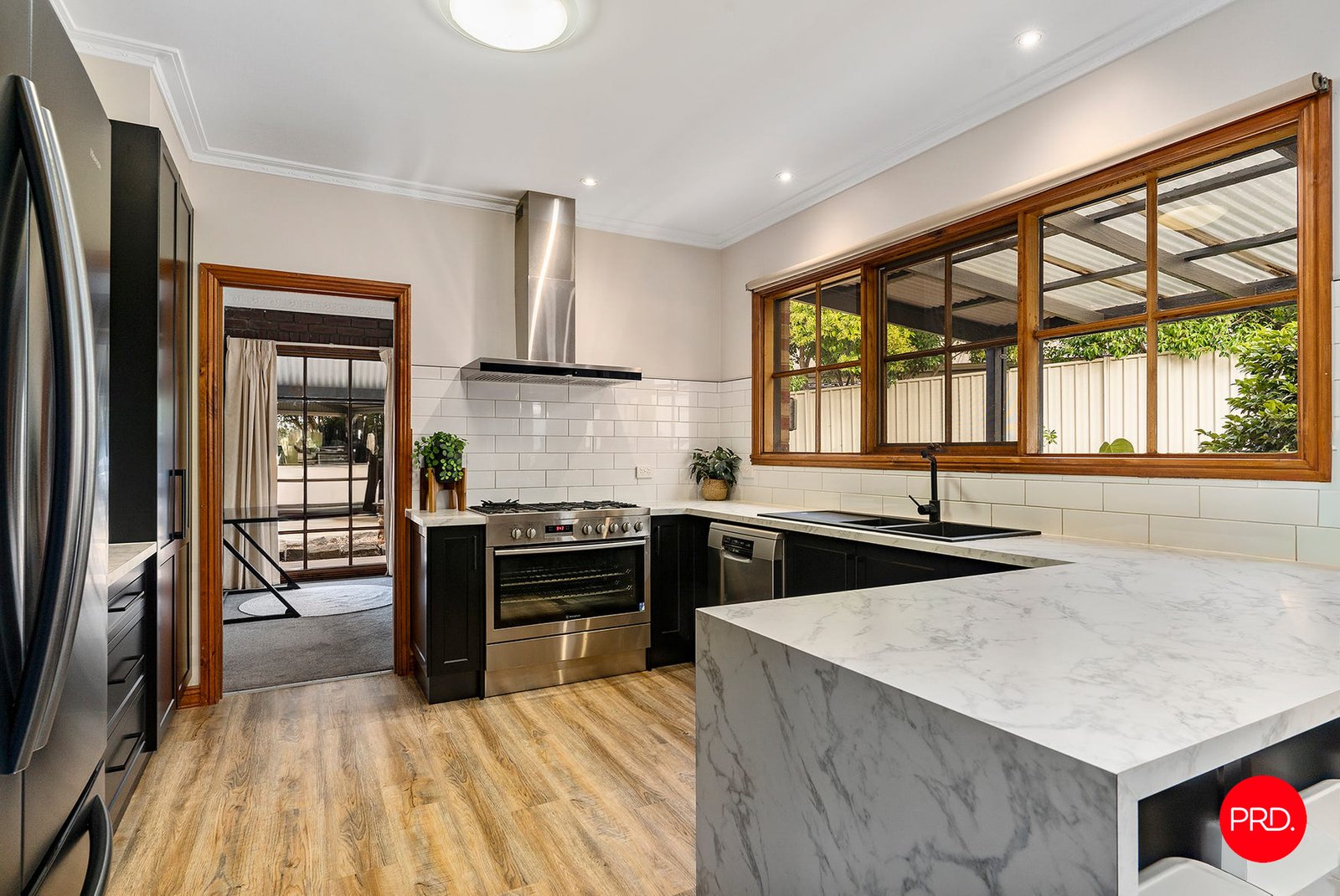 202 Aspinall Street KANGAROO FLAT 2