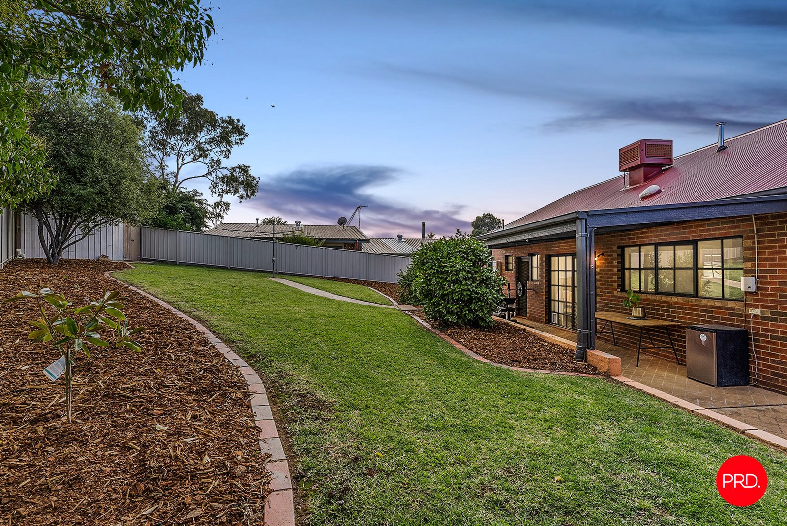 202 Aspinall Street KANGAROO FLAT 11